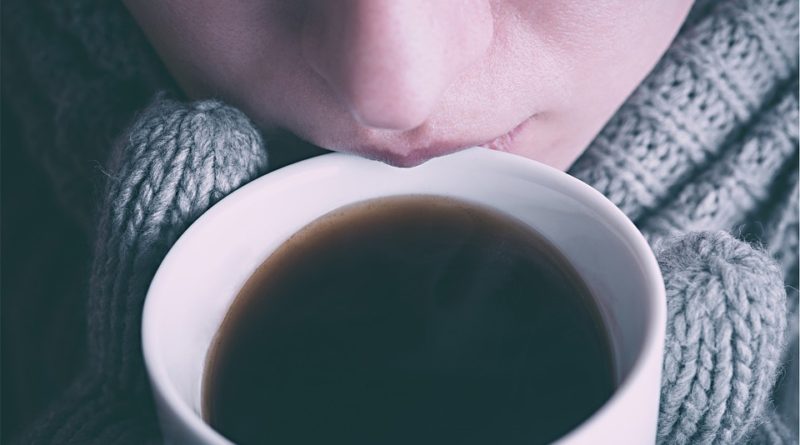 Čím nahradit kávu? Zbavte se své závislosti na nápoji, který člověka dehydratuje